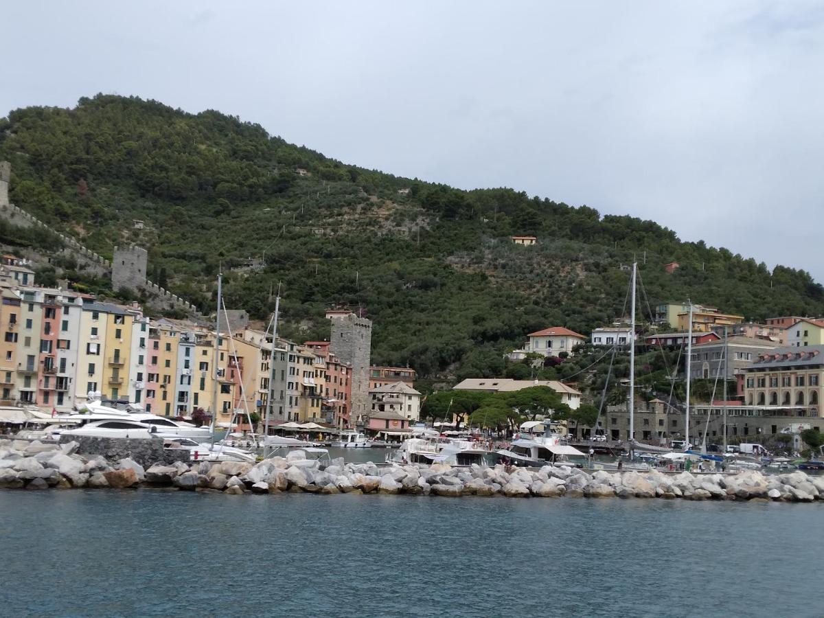 Bed And Boat Holiday Hotel La Spezia Exterior photo